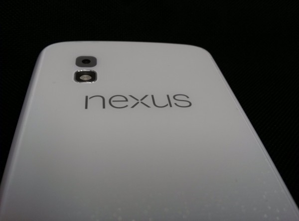 nexus-4-white